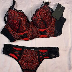 Fashion Nova Scarlet and Ebony Lace Bra Set